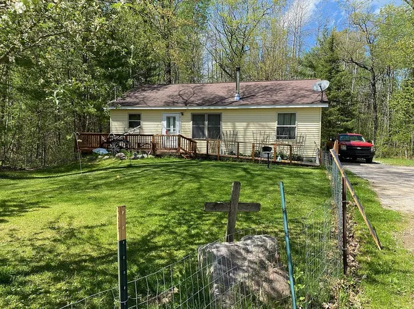 3389 Nasser Rd, Fairview, MI 48621