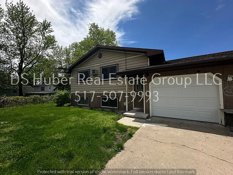 328 N Church St — Photo 10