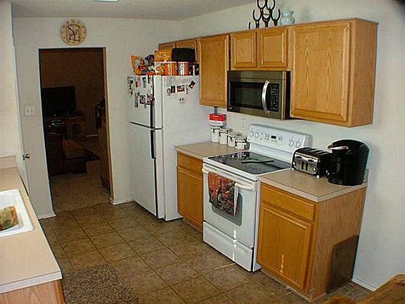 2nd image of 1309 Ridge Dr