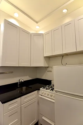 Rented by Corcoran | media 15