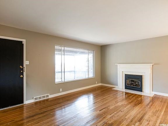 4th image of 2411 E Kensington Ave