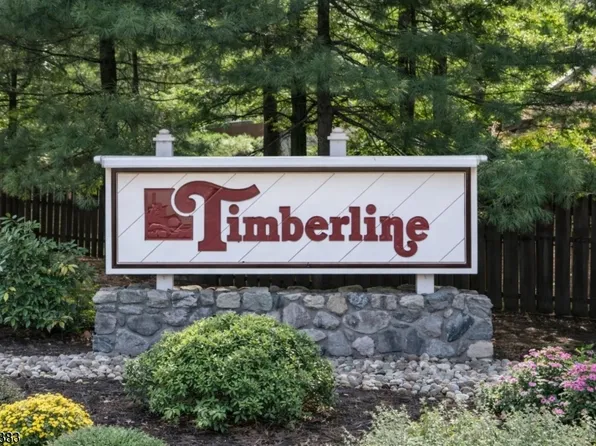 54 Holly Ct BLDG 54 #54, Edison Twp., NJ 08820