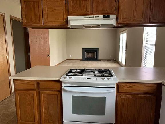 2nd image of 4928 Hilliard Oaks Ct
