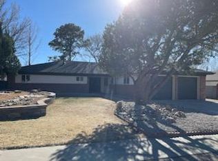 12220 Eastridge Dr NE, Albuquerque, NM 87112