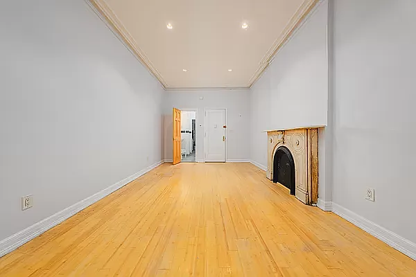 Rented by Living New York | media 10