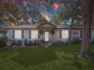 630 Cedarcrest Dr, Tool, TX 75143