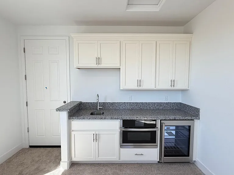 8563 Zeke Dr — Photo 1
