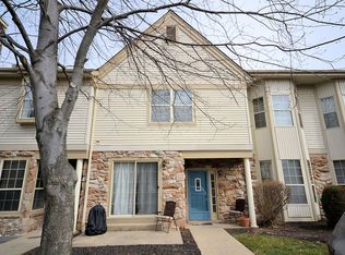 1312 Foxmeadow Cir BUILDING 13, Royersford, PA 19468