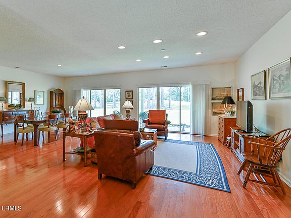 4th image of 58 Stratford Village Way