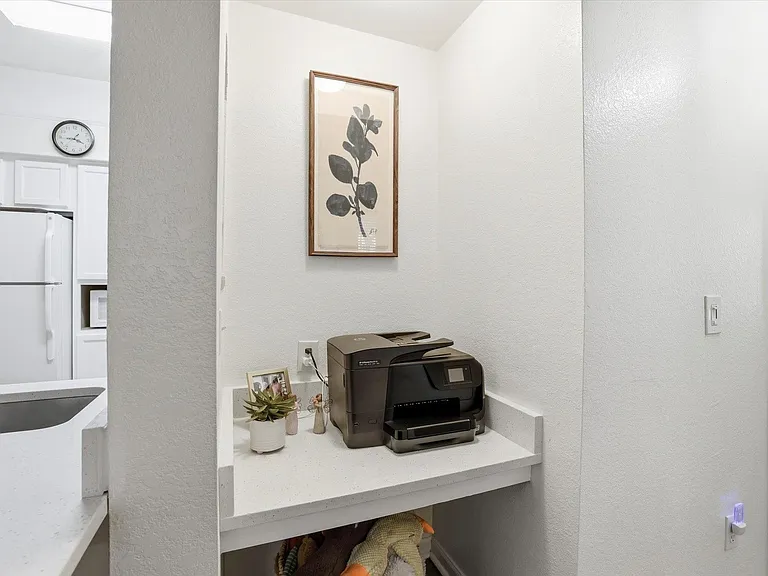 2801 Chancellorsville Dr #617 — Photo 33
