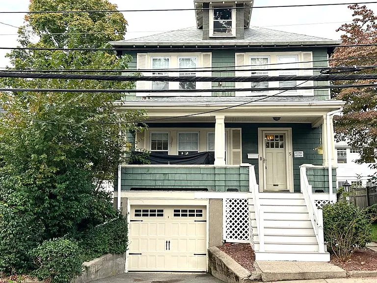 5 Glenmont Rd — Photo 1