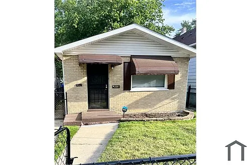 1239 W 108th St Photo 1