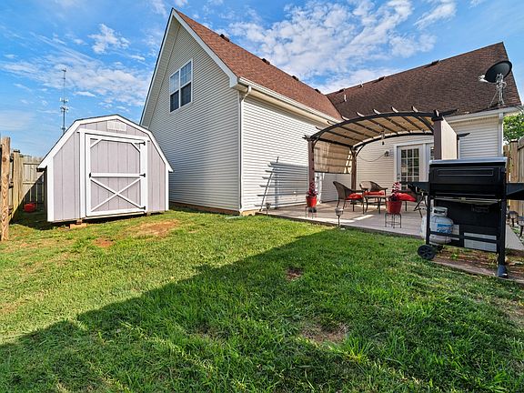 5th image of 5022 Cornelius Dr