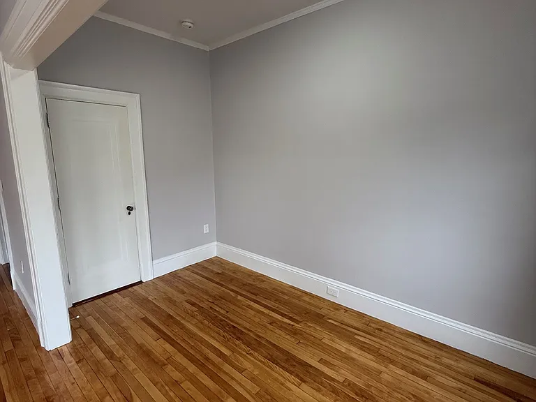 46 & 46A Elm Street — Photo 17