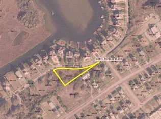 126 Old Village Ln, North Topsail Beach, NC 28460
