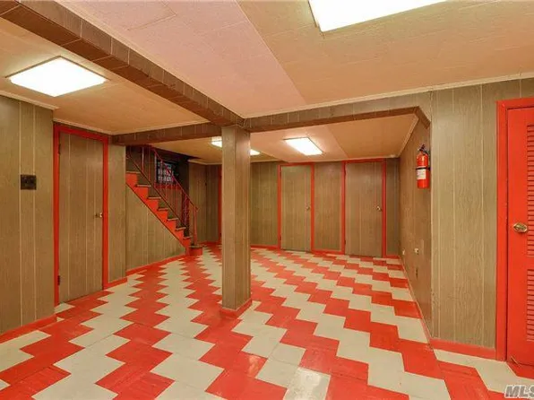 112-19 69th Avenue image 1 of 17