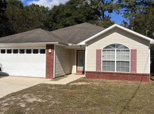 1861 Brick Cir, Fort Walton Beach, FL 32547