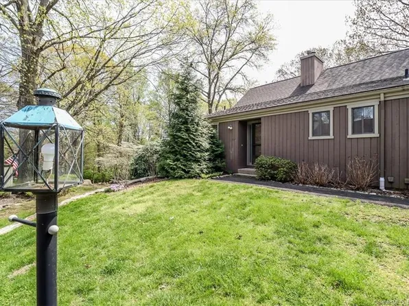 295 Agawam Drive #B, Stratford, CT 06614