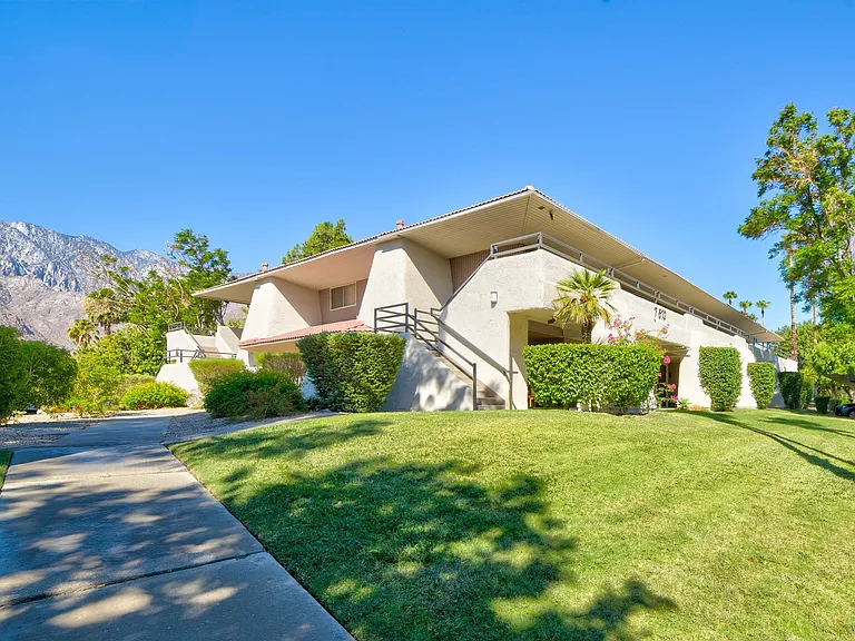 510 N Villa Ct #100 — Photo 15