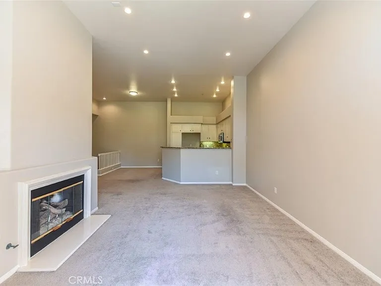 708 Solvay Aisle — Photo 18