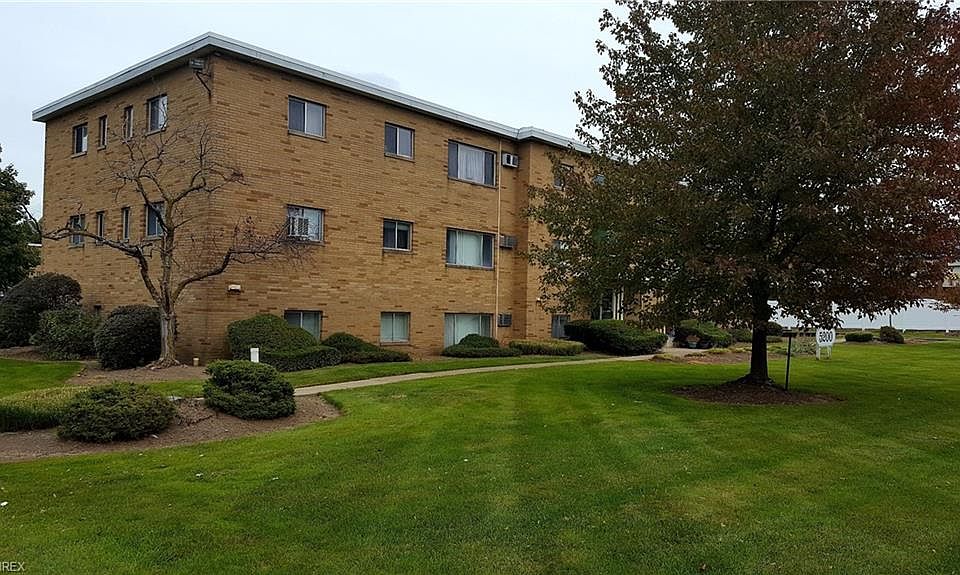 1st image of 5200 Royalton Rd APT 12A