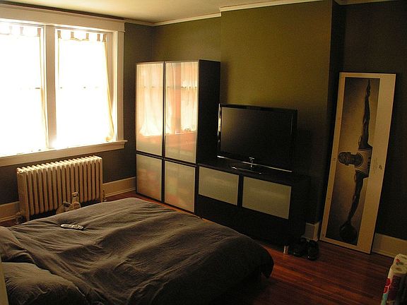 Front bedroom
