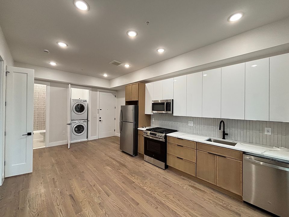 1st image of 40 Lembeck Ave #208
