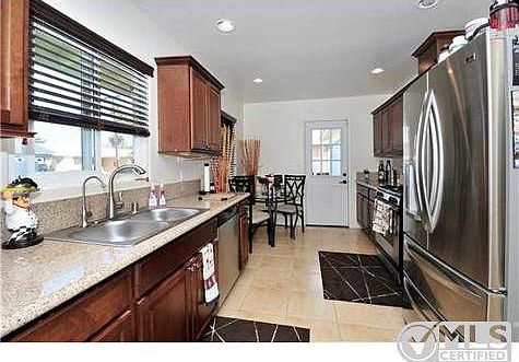 2nd image of 742 Date Ave