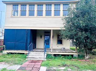 102 N Cunningham St, Rayne, LA 70578