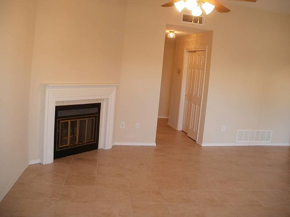 5th image of 6552 Pine Park Pl NE