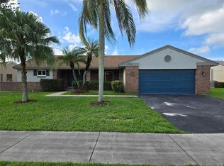 14720 Highland Springs Ct, Fort Lauderdale, FL 33325