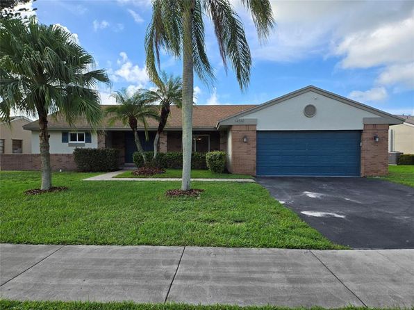 14720 Highland Springs Ct