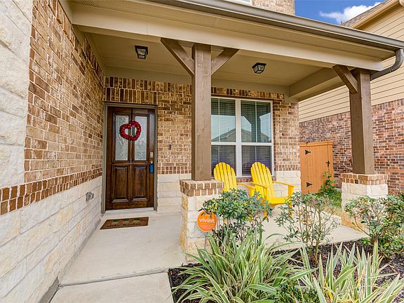 4th image of 11314 Creekway Bend Dr