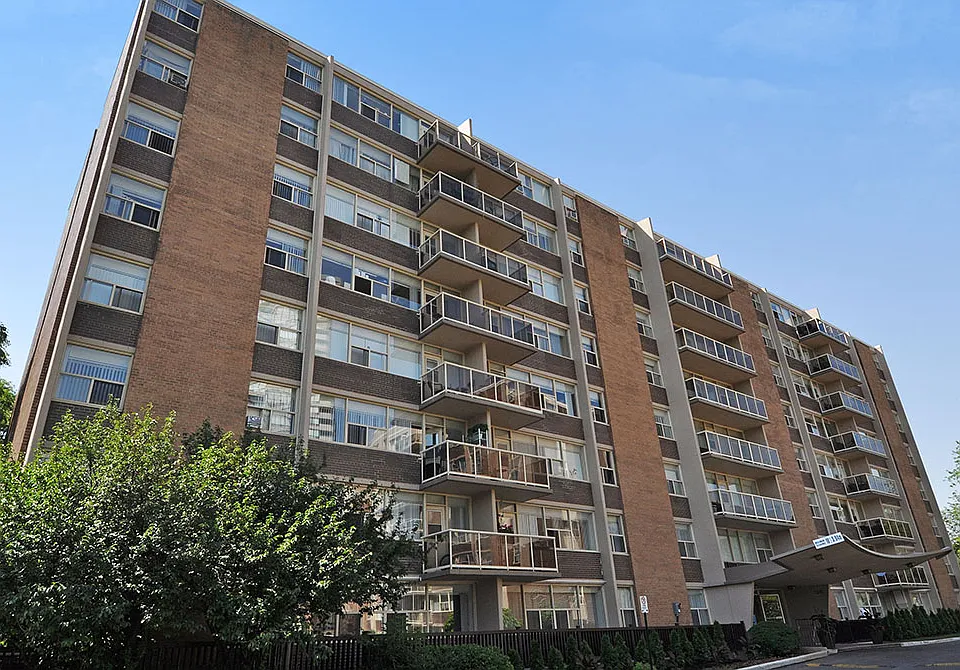 1294 Islington Ave #201