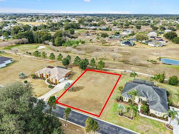 3rd image of 529 Dowling Cir #16