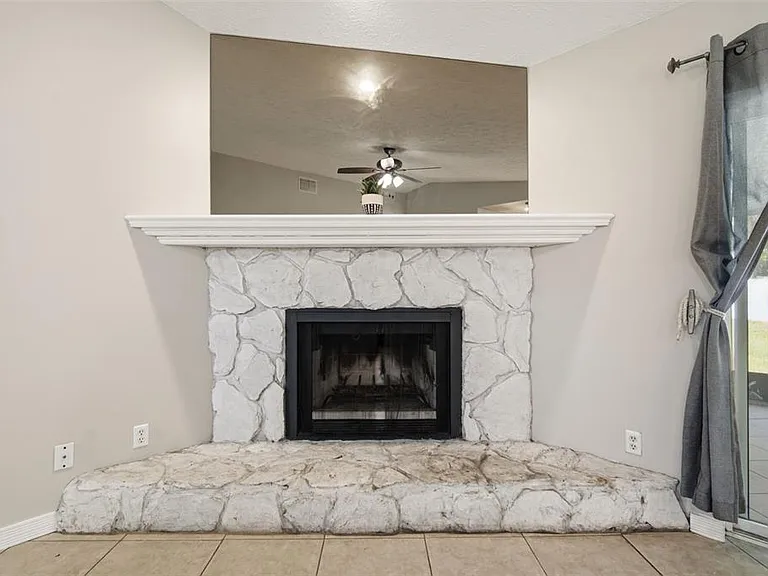 7403 Providence Rd — Photo 22