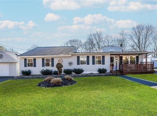 54 Champlin St, Ronkonkoma, NY 11779