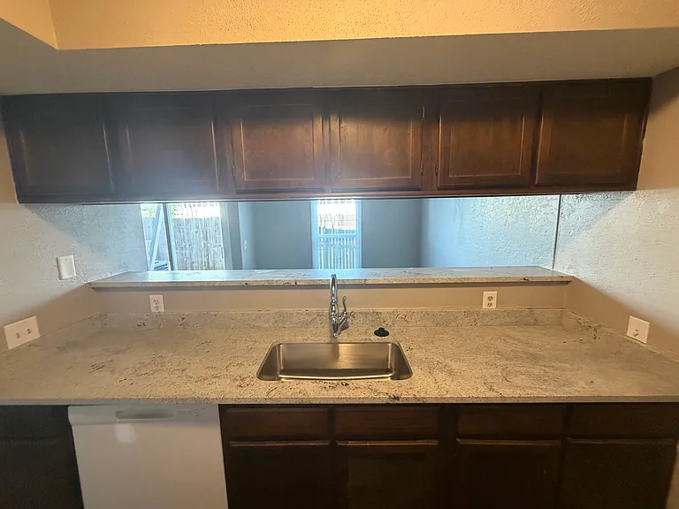 5117 S Delaware Pl #D — Photo 5