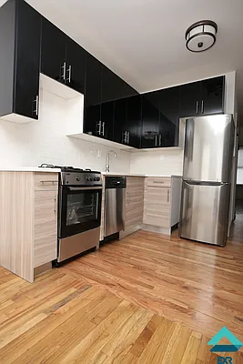 Rented by EXR | media 2