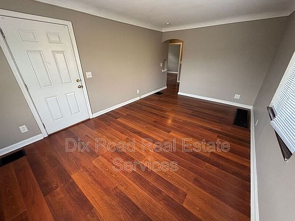 5th image of 3330 Van Zandt Dr