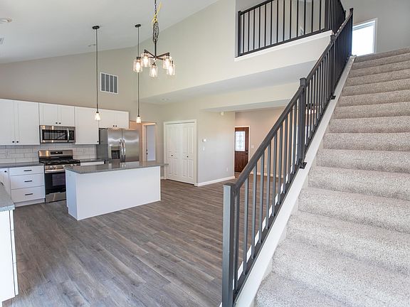4th image of 107 Whitetail Ln