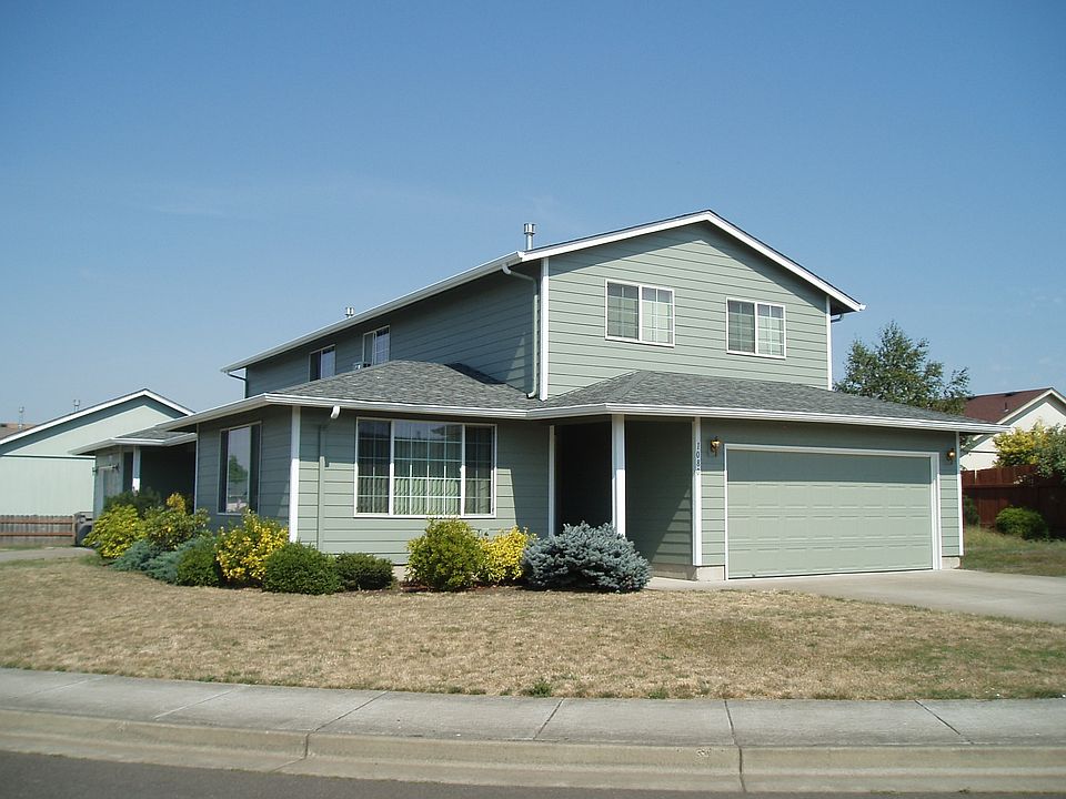 Front of duplex