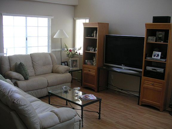 3rd image of 13344 Carriage Heights Cir