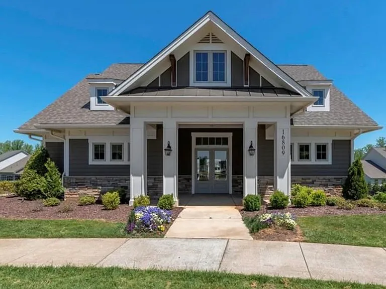 15505 Davidson East Dr #SINGLE FAMILY HOME — Photo 34