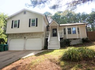 1146 Harview Dr, Lilburn, GA 30047