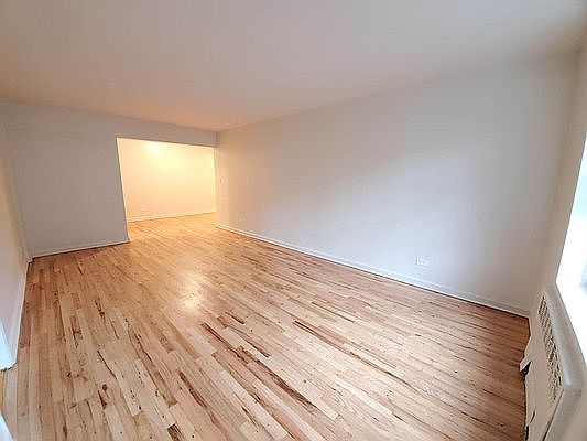 3rd image of 1600 Caton Ave #E25