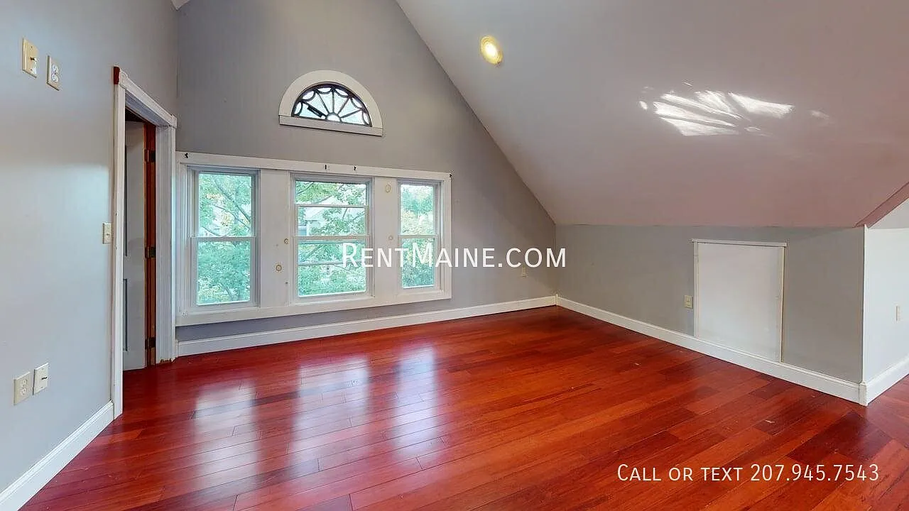 2 bed, 1421 sqft, $1,350 — Photo 3