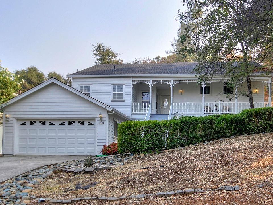 1st image of 18157 Fair Oaks Dr