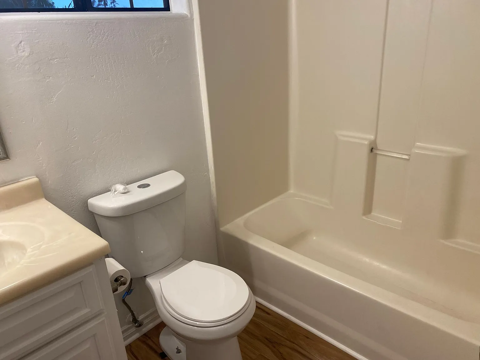 Studio, 460 sqft, $1,950 — Photo 4
