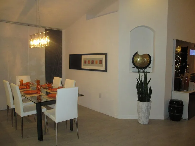 4946 Wessex Way — Photo 8